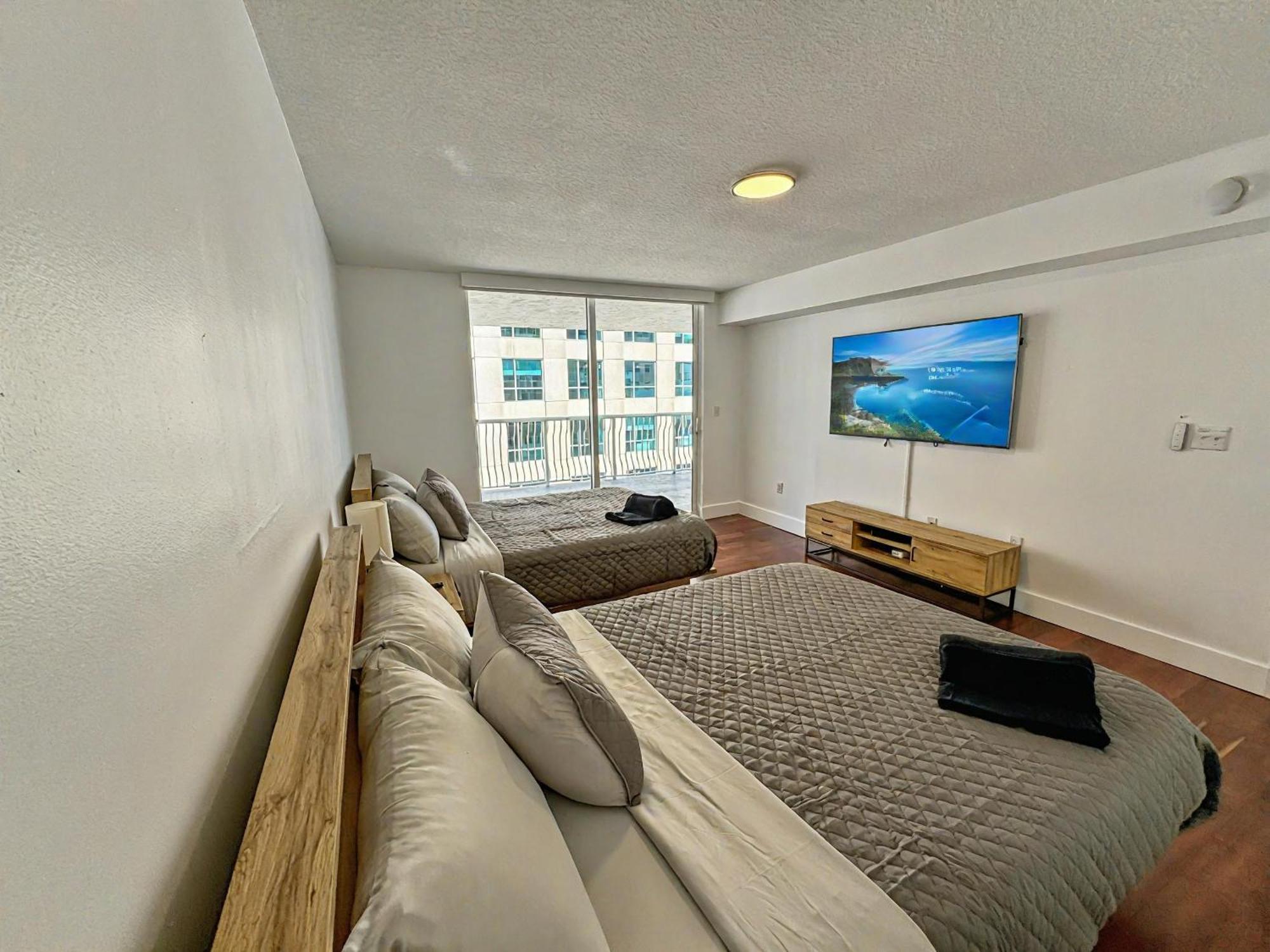 迈阿密Elegant Centric Vibrant Pool Jacuzzi Free Parking公寓 外观 照片