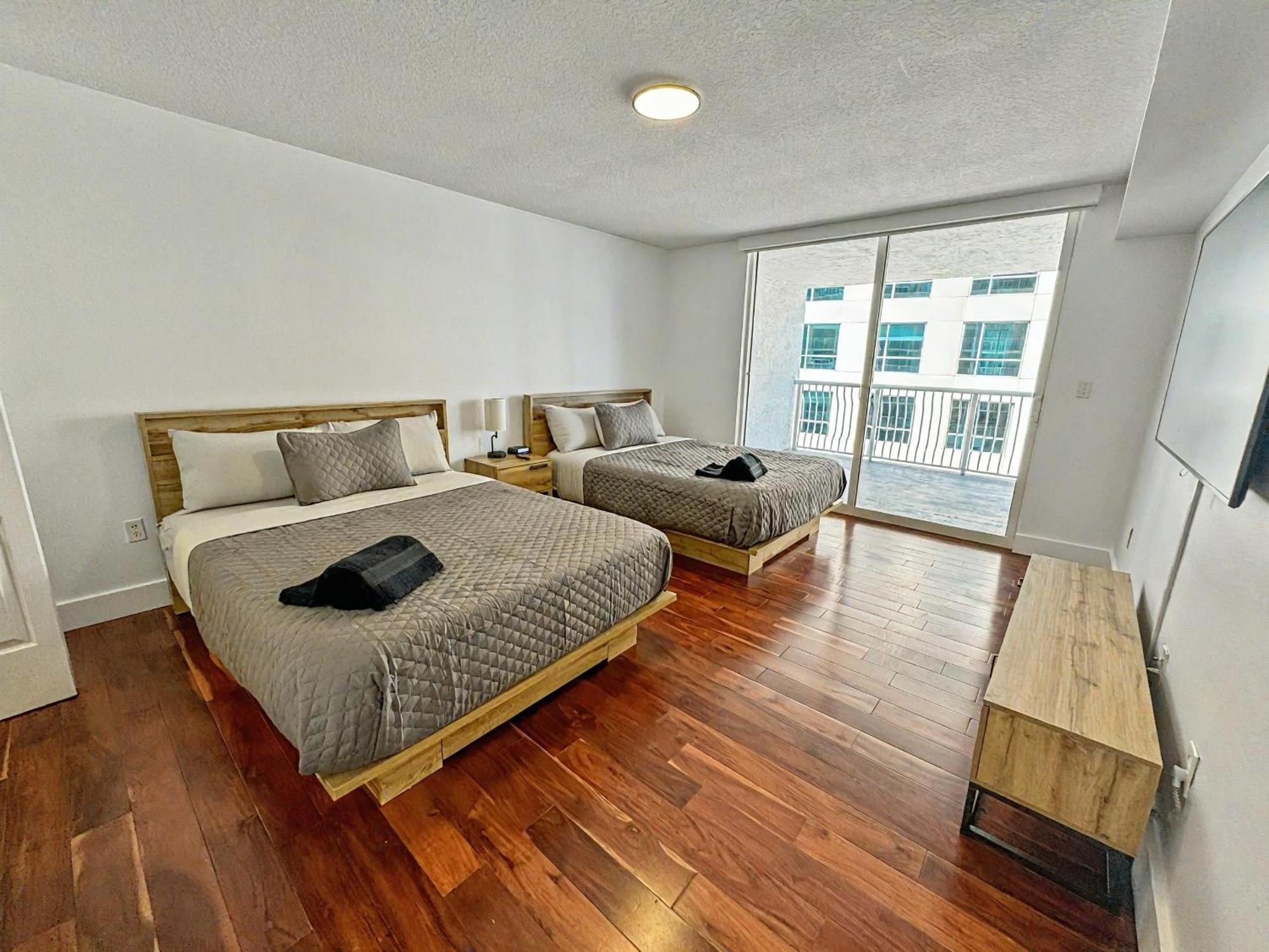 迈阿密Elegant Centric Vibrant Pool Jacuzzi Free Parking公寓 外观 照片
